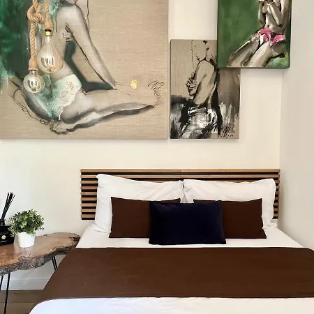 Garden - The Nest בית נופש Drahobudice