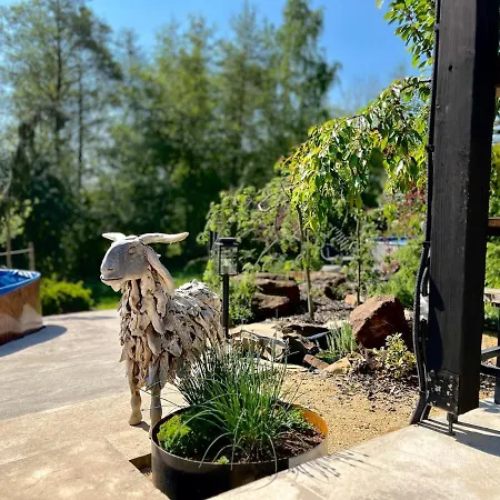 Garden - The Nest *