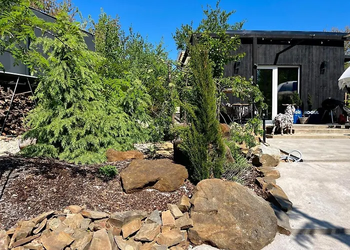 Garden - The Nest * Drahobudice